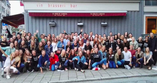 Faddere med fadderbarn i fadderuka 2017